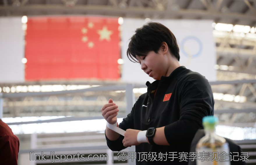 德甲顶级射手赛季表现全记录