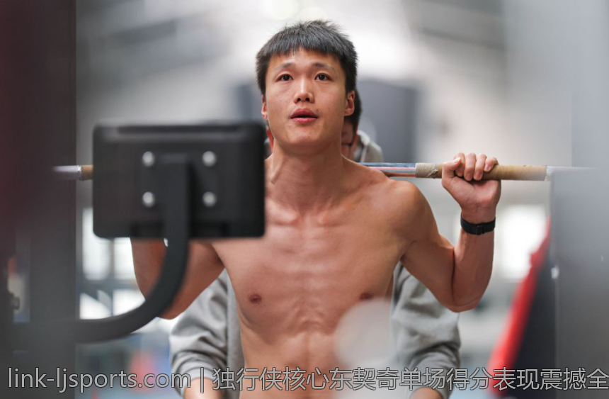 独行侠核心东契奇单场得分表现震撼全场